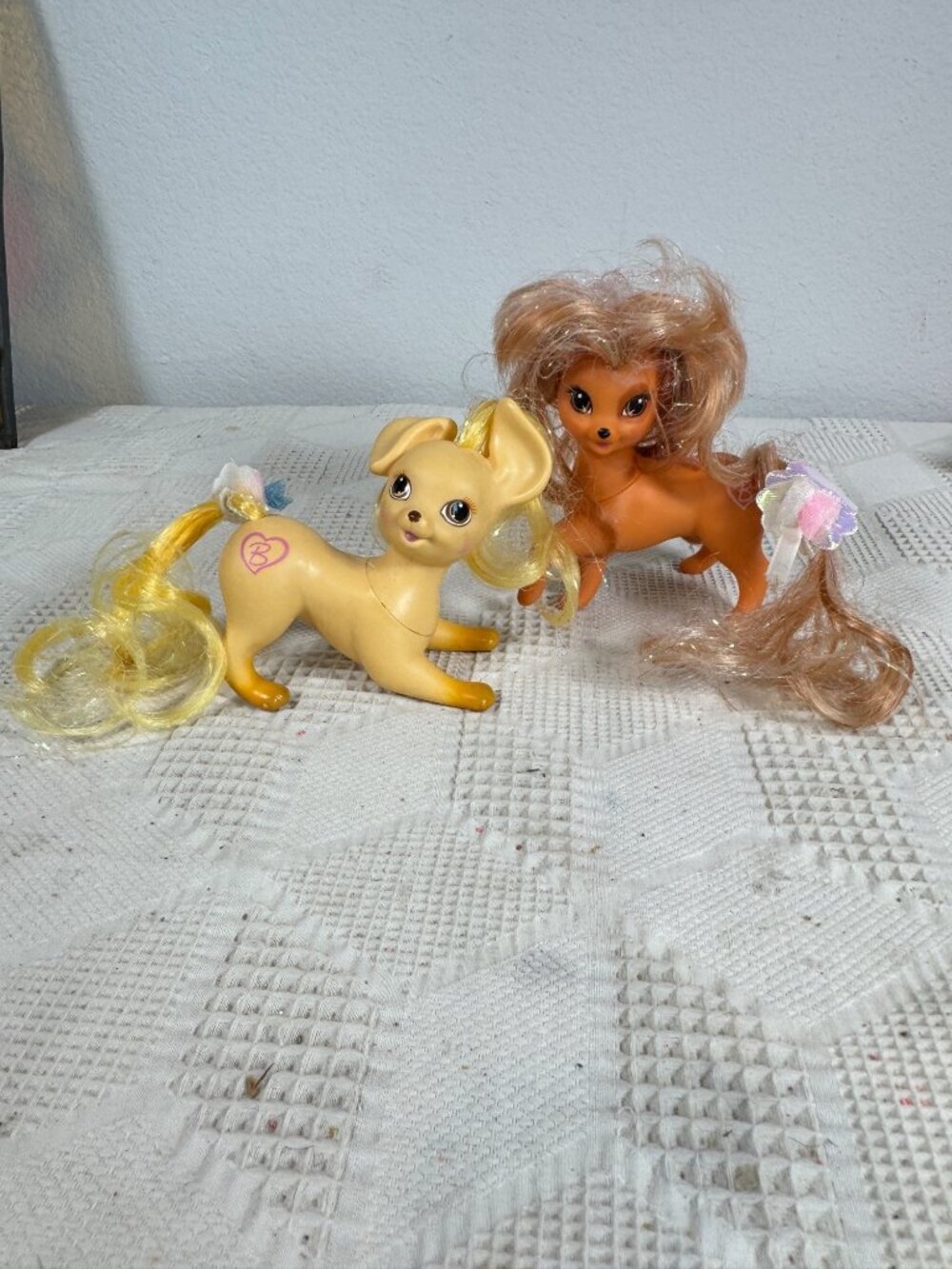 Barbie Vintage Pretty Lovin Pets Pair Candie Puppy and Mandi Puppy Figures 1994